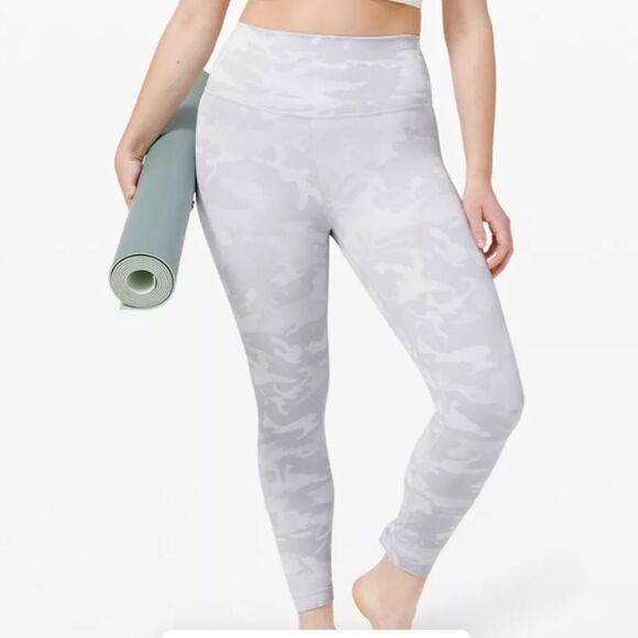 NWT Lululemon Wunder Under High-Rise Leggings Luxtreme Sz 12 White Starlight - Picture 2 of 4